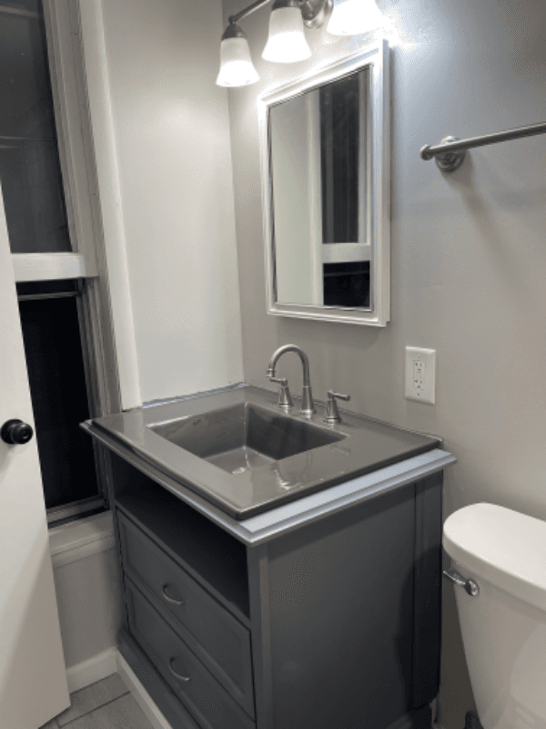 Appleton Apartment: 403 N Bennett St