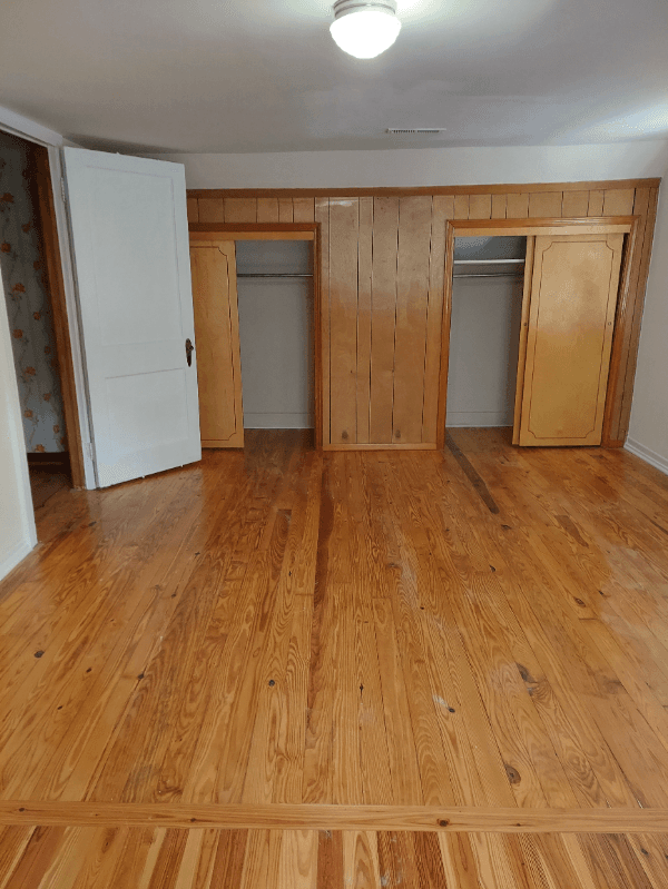 Charleston House: 20 St. Teresa Drive
