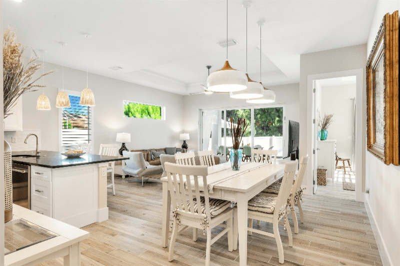Naples House: 767 110th Ave N