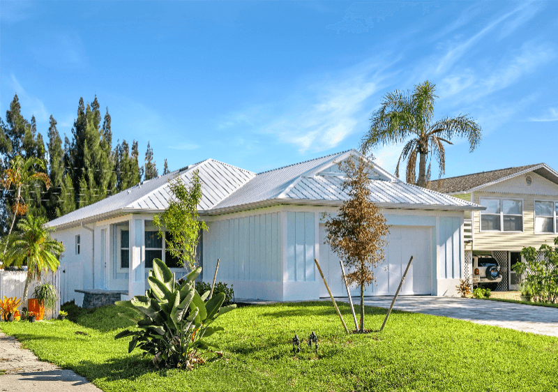 Naples House: 767 110th Ave N