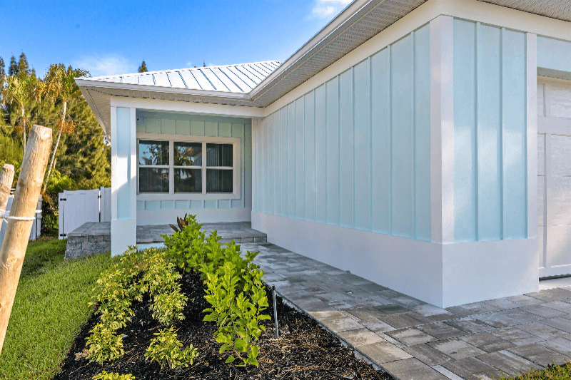 Naples House: 767 110th Ave N