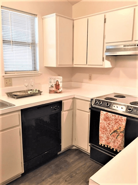 Fayetteville Townhome: 67 N. Fletcher
