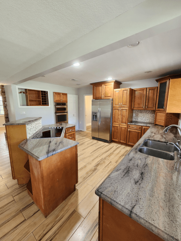 Kissimmee House: 2151 N Goodman Rd