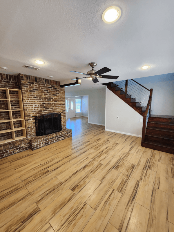 Kissimmee House: 2151 N Goodman Rd