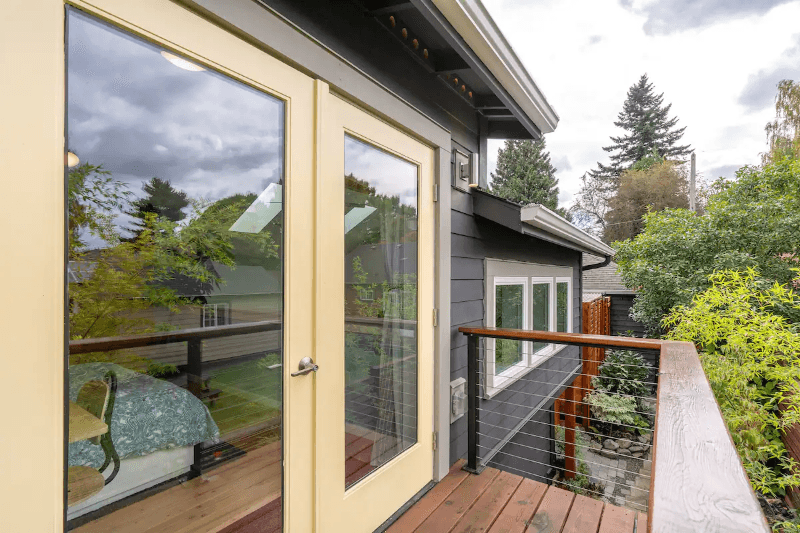 Portland House: 755 NE Buffalo St