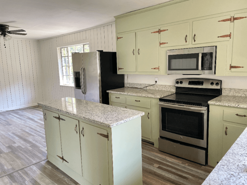 Trussville House: 6436 S Chalkville Rd