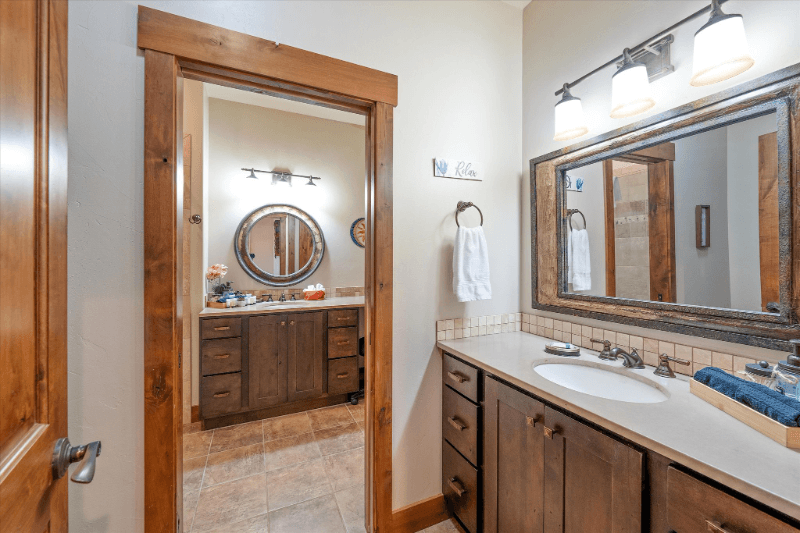 Bigfork Condo: 669 Commerce