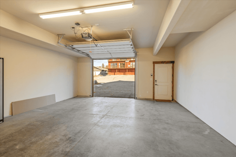 Bigfork Condo: 669 Commerce