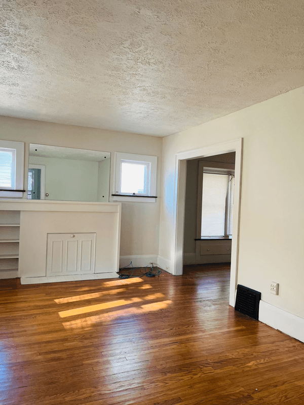 Barberton House: 543 Otterbein Ave