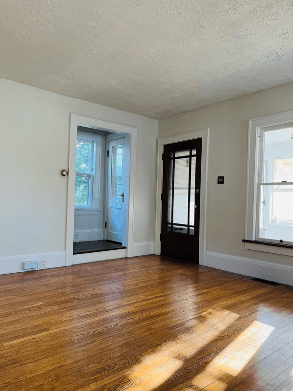 Barberton House: 543 Otterbein Ave