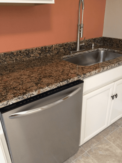 Providence Single Room: 205 Washington Ave