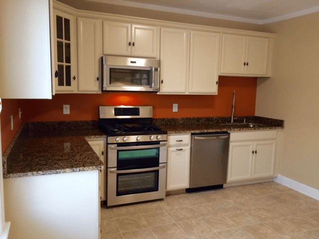 Providence Single Room: 205 Washington Ave