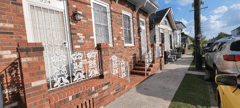 New Orleans Townhome: 922 N Roman St