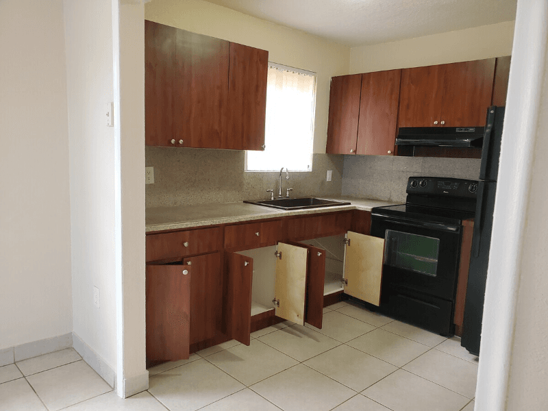 HIALEAH Townhome: 43RD PLACE
