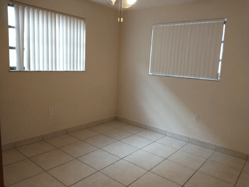 HIALEAH Townhome: 43RD PLACE