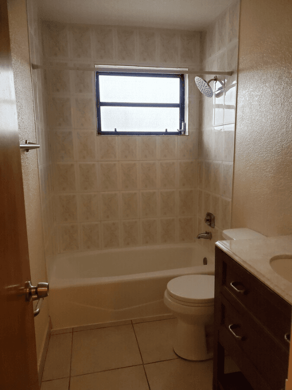 HIALEAH Townhome: 43RD PLACE