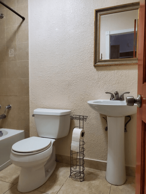 HIALEAH Townhome: 43RD PLACE