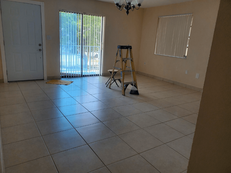 HIALEAH Townhome: 43RD PLACE