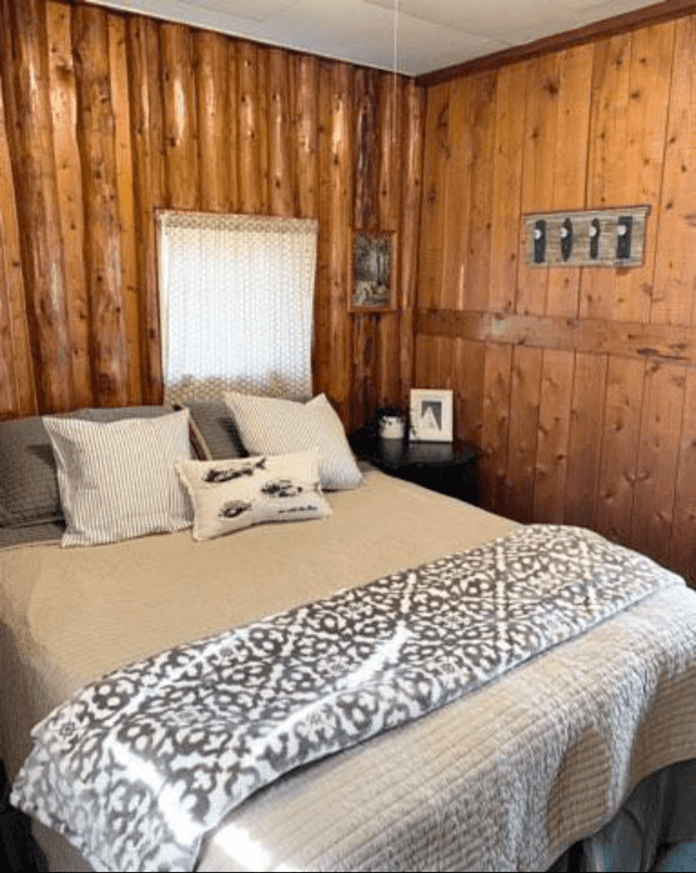 Bellaire House: 293 Sumac Ln.