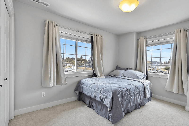 Tacoma House: 1216 S 16th St
