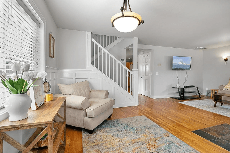 Tacoma House: 1216 S 16th St
