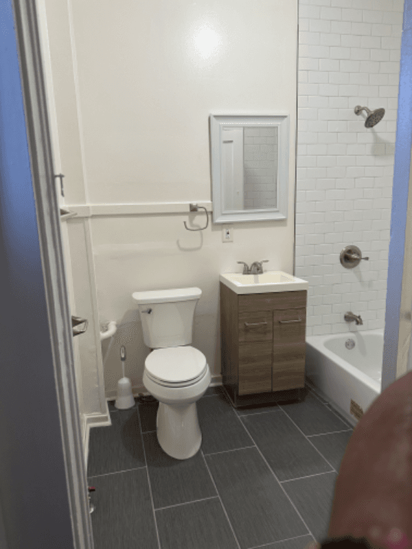 New Orleans Townhome: 922 N Roman St