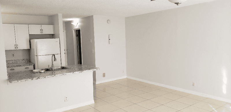 Coral Springs Condo: 2701 Riverside Dr