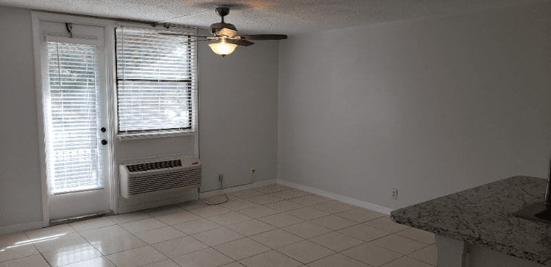 Coral Springs Condo: 2701 Riverside Dr