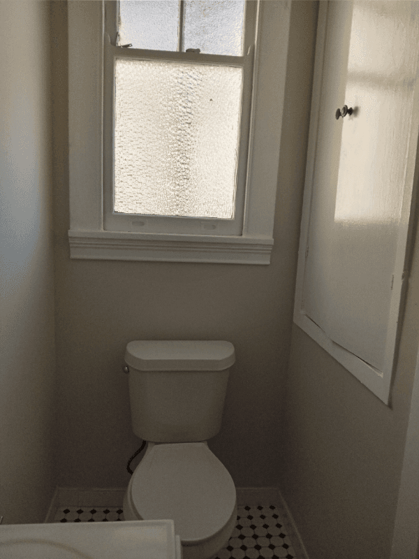 New Orleans House: 800 N. Olympia Street
