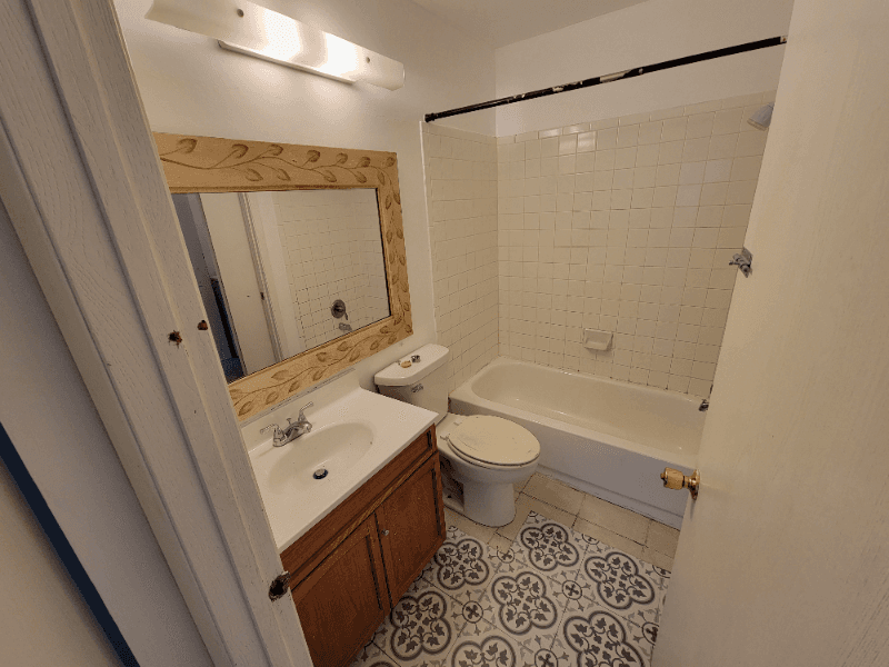 Aurora Multiplex: 2637 Wingate Ct