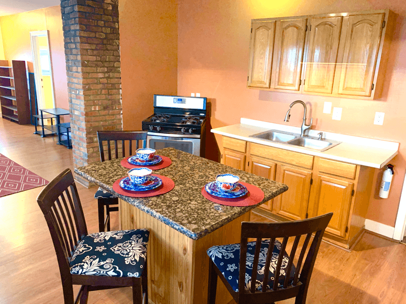 Providence Single Room: 206 California Ave