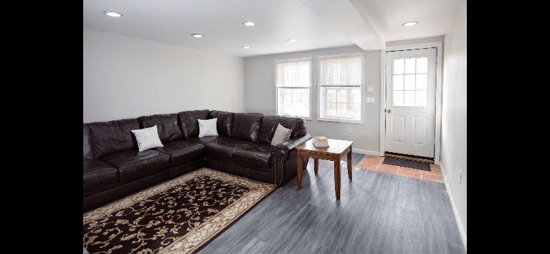 Clinton Apartment: 1 Undisclosed