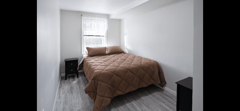 Clinton Apartment: 1 Undisclosed