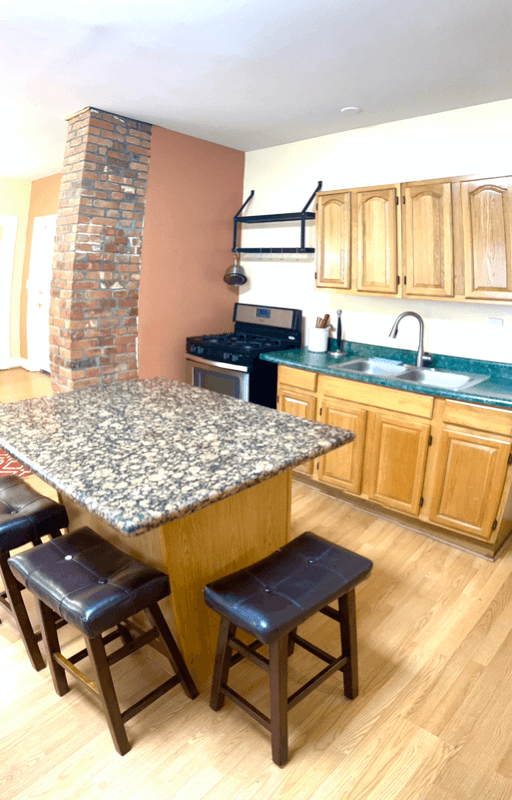 Providence Single Room: 206 California Ave