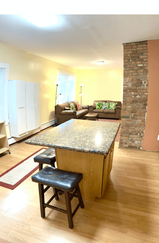 Providence Single Room: 206 California Ave