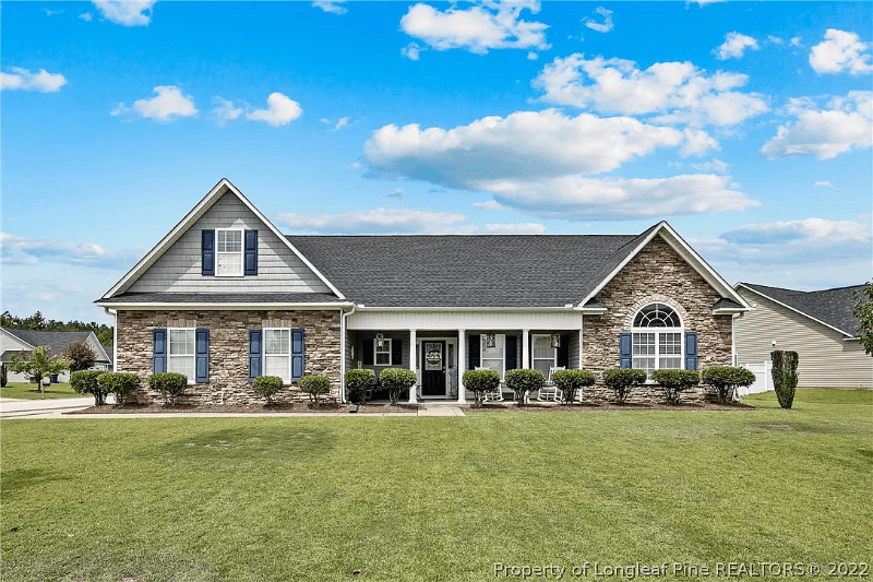 Raeford House: 397 Collinwood Drive