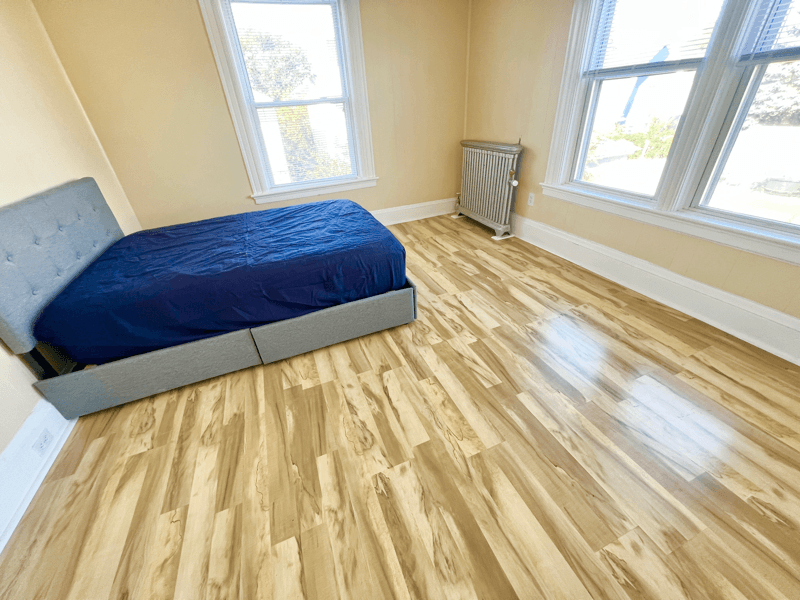 Providence Single Room: 205 Washington Ave