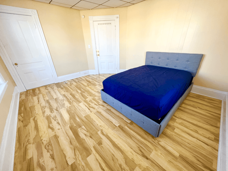 Providence Single Room: 205 Washington Ave