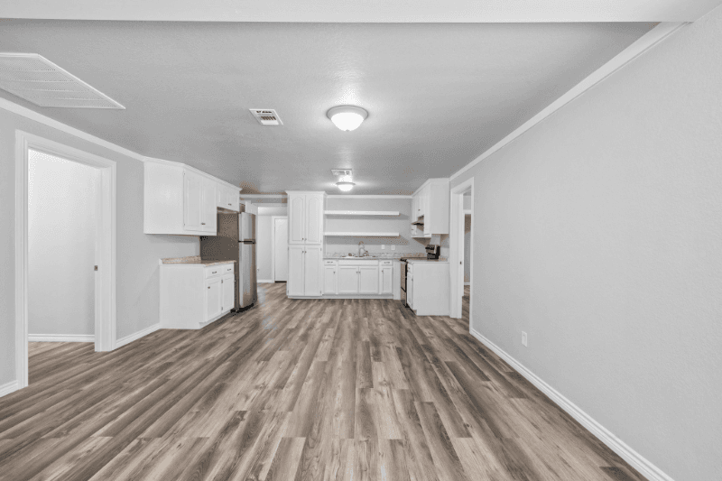 Belton Multiplex: 133 W 13th Avenue