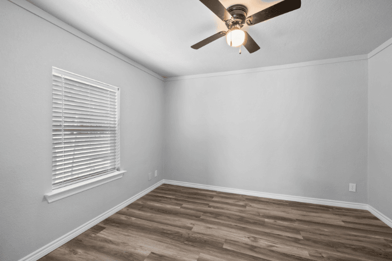 Belton Multiplex: 133 W 13th Avenue