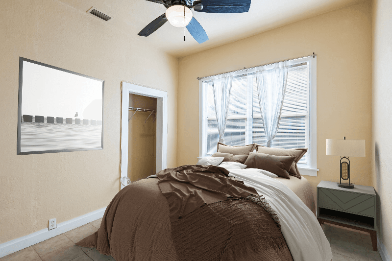 Tampa House: 1610 E 19th Ave