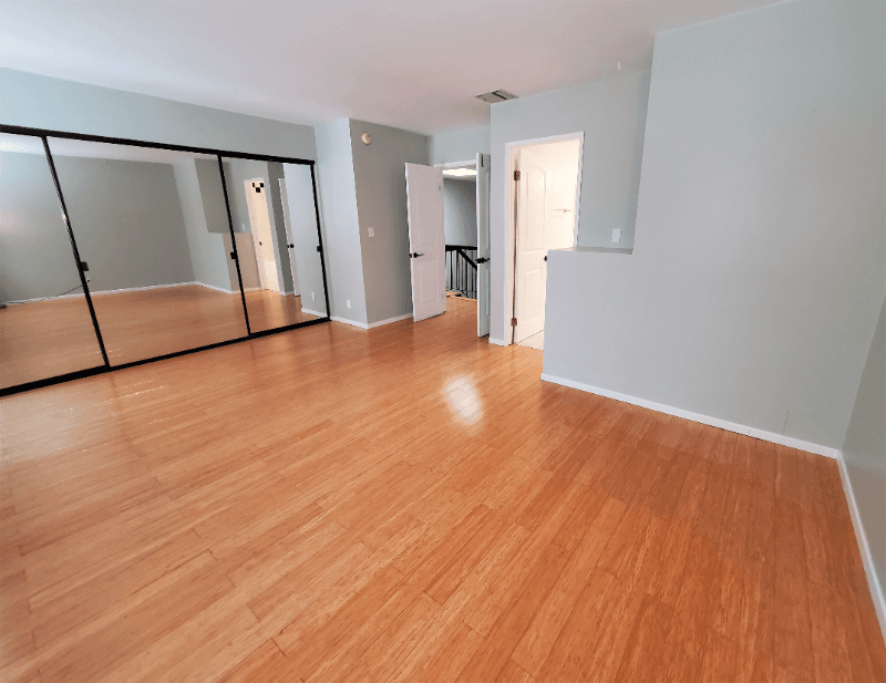 Mar Vista Los Angeles Townhome: 4365 Mclaughlin AVe