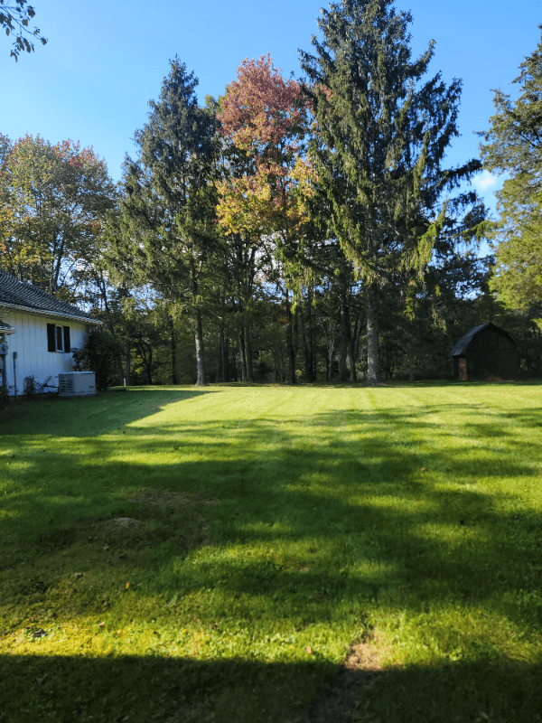 East Stroudsburg House: 335 Colgate Lane