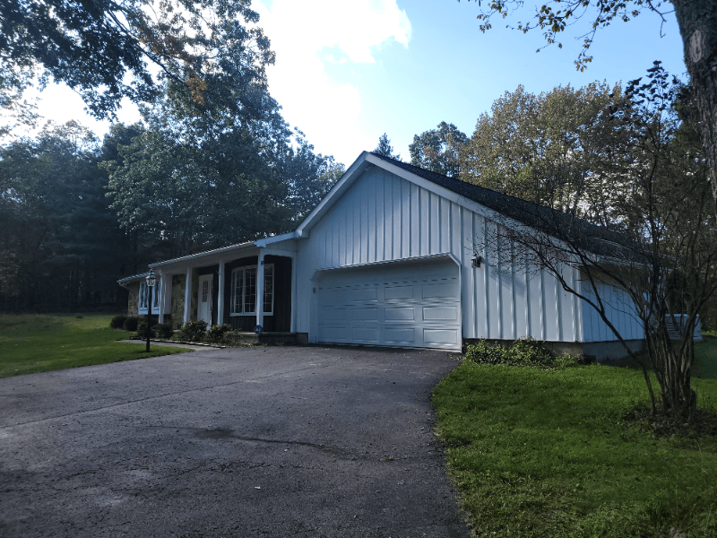 East Stroudsburg House: 335 Colgate Lane