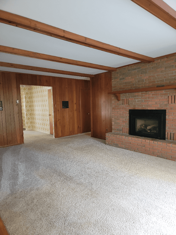 East Stroudsburg House: 335 Colgate Lane