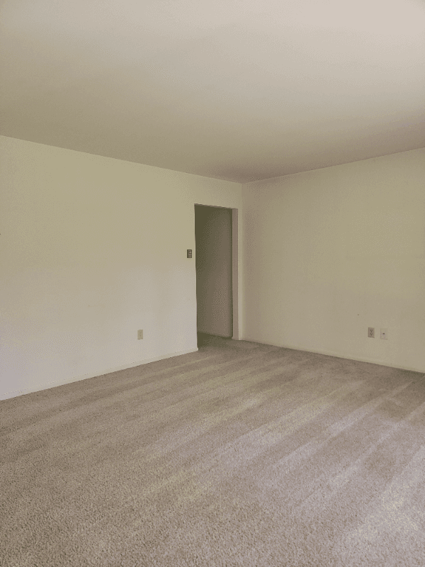East Stroudsburg House: 335 Colgate Lane