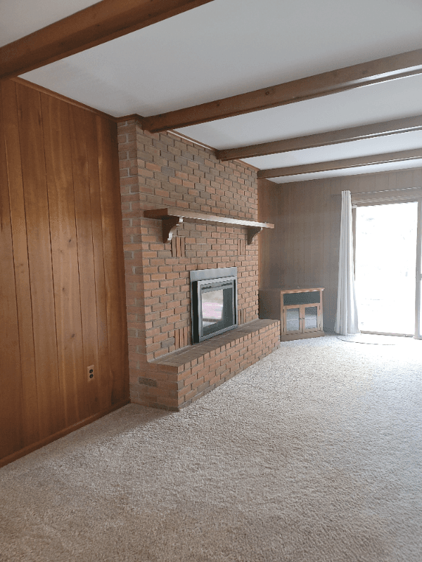 East Stroudsburg House: 335 Colgate Lane