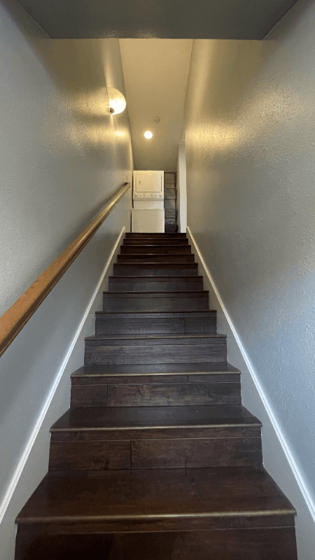 Fayetteville House: 1897 W Stone St.