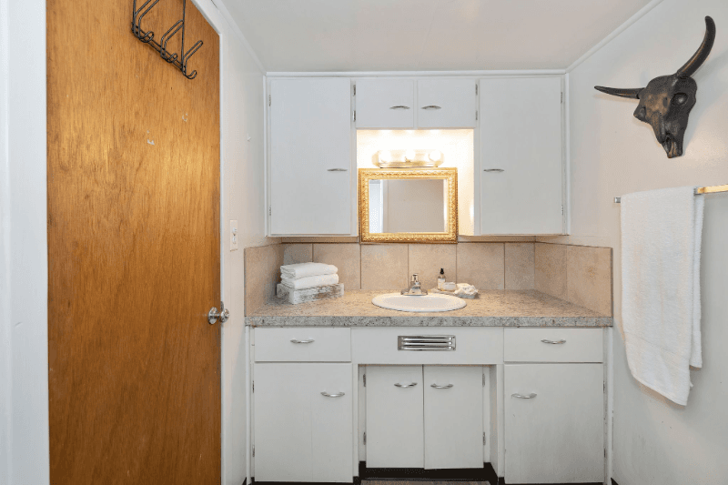 Bremerton Multiplex: 1613 Scott Pl