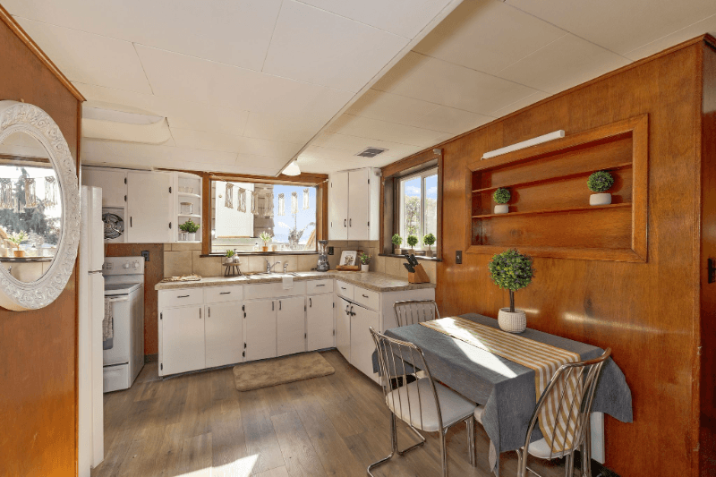 Bremerton Multiplex: 1613 Scott Pl